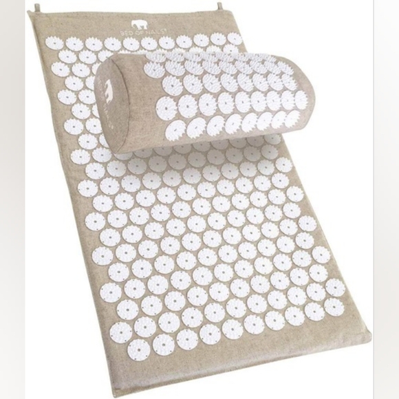 Authentic Bed of Nails Acupuncture Pillow and Mat - Picture 2 of 5